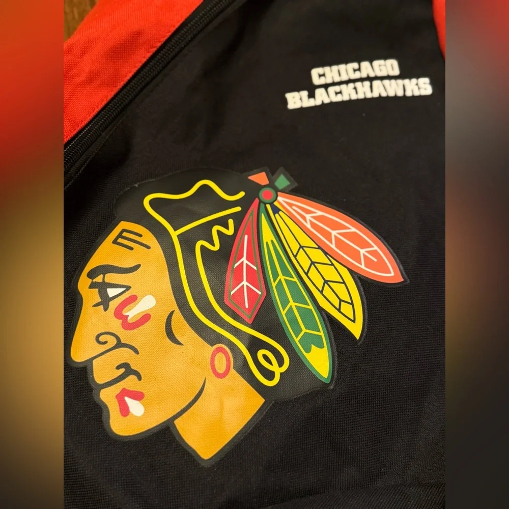 NHL Licensed Chicago Blackhawks‎ Slingback Sling Backpack - Sports, Pickleball